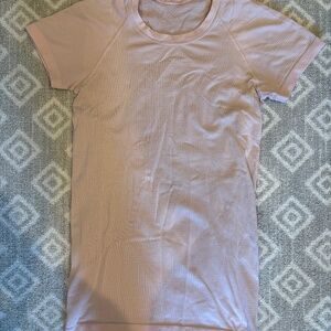 Lululemon light pink short sleeve swiftly tech